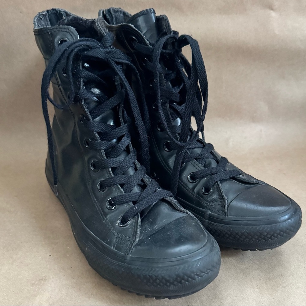 Converse Chuck Taylor All Star Hi-Rise Black Rubber Boots. Size 7